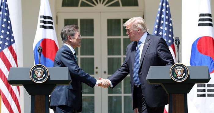 Корейско-американский саммит проводится в Белом доме 22 мая