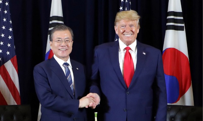 Мун Чжэ Ин приветствовал приглашение Дональда Трампа на саммит G7