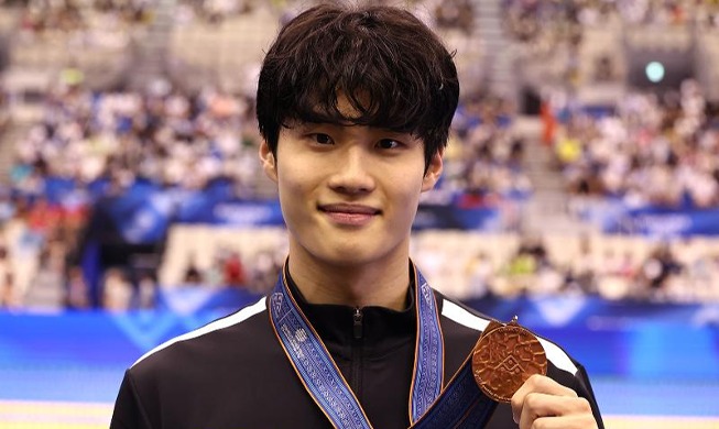 Хван Сон У стал первым корейским пловцом, завоевавшим медали на двух ЧМ подряд
