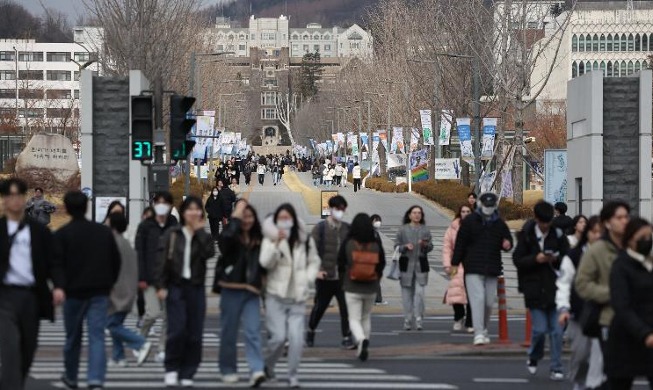 Количество иностранных студентов в Южной Корее достигло 200 тыс. человек