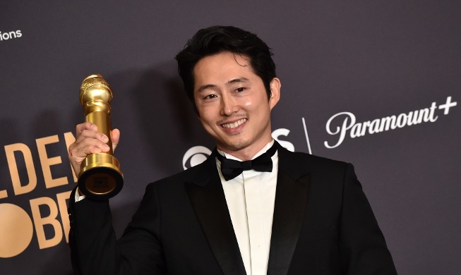 Стивен Ён стал первым корейцем, получившим «Золотой глобус» за лучшую мужскую роль