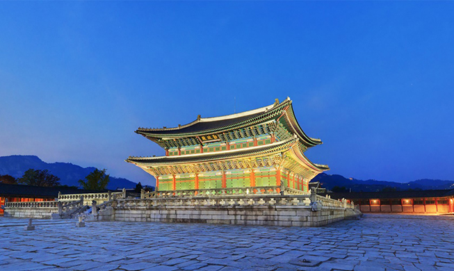 С 1 апреля дворец Кёнбоккун станет открыт для вечернего посещения