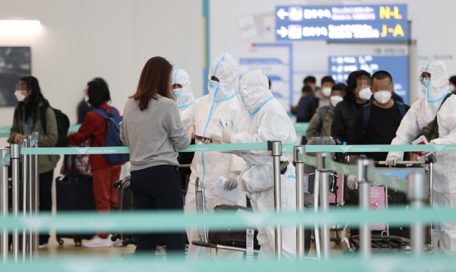 Иностранцы по прибытии в РК должны иметь отрицательные результаты ПЦР-тестов на коронавирус