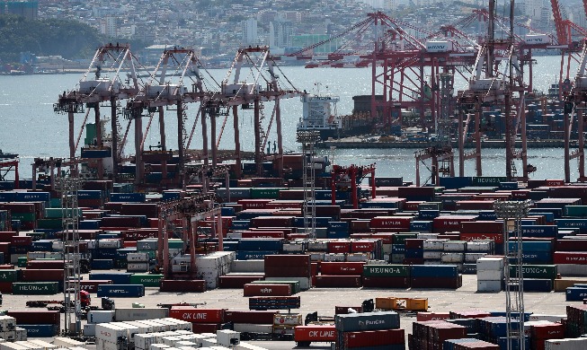 Экспорт РК в первом полугодии превысил 300 млрд долларов