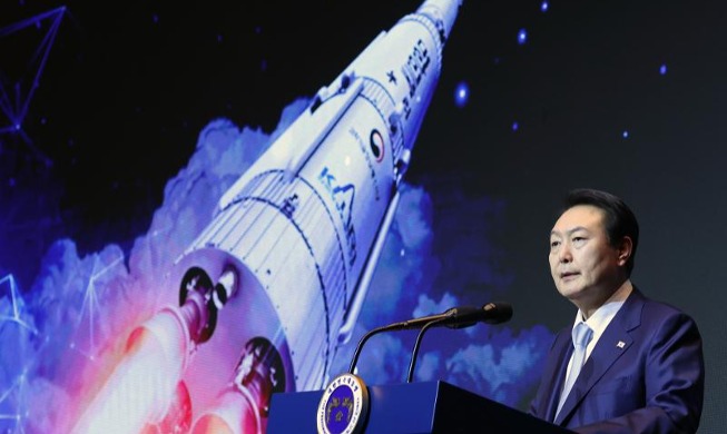 Юн Сок Ёль надеется установить корейский флаг на Марсе к 2045 году