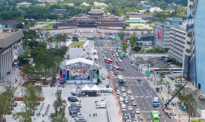 Площадь Кванхвамун открылась спустя 1 год и 9 месяцев