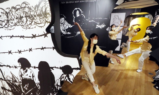 [РК в фотографии] Выставка памяти жертв сексуального рабства в японской армии