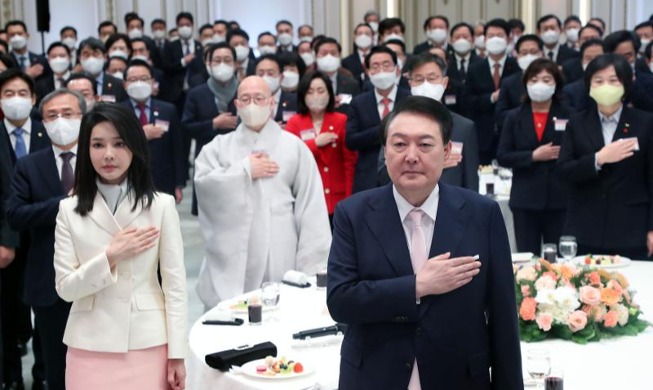 Юн Сок Ёль выступил с новогодним обращением к гражданам Кореи