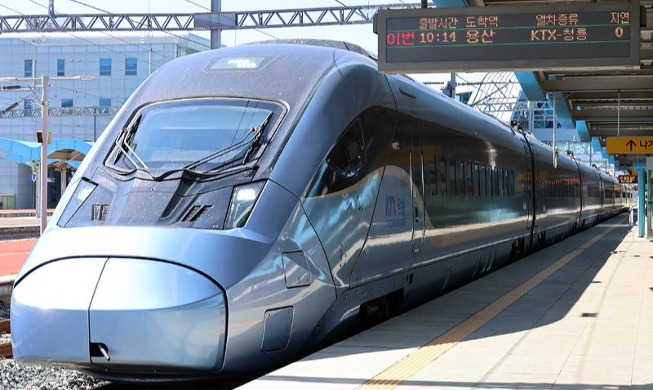 Пробный запуск самого быстрого в Корее поезда KTX-Cheongryong