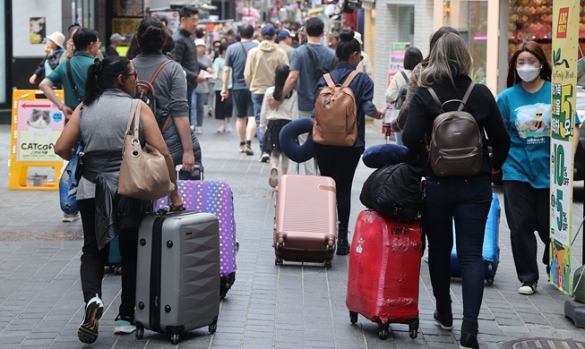Число иностранных туристов в Южной Корее за год увеличилось в 7 раз