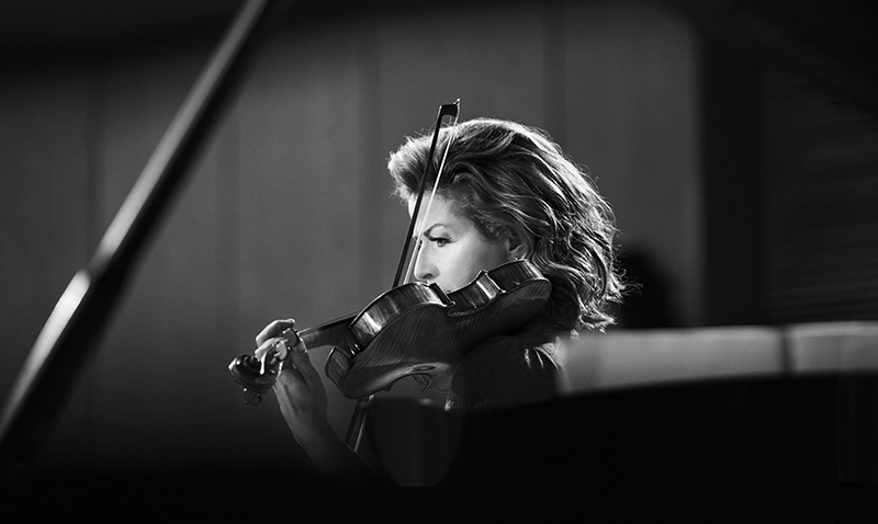 독일 바이올리니스트 안네 소피 무터(Anne Sophie Mutter)의 독주회가 오는 29일 예술의전당에서 펼쳐진다. 크레디아