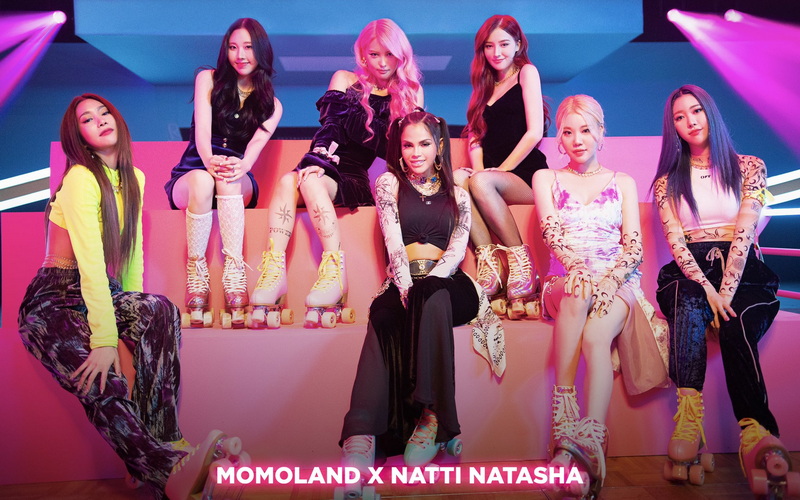 Официальный Twitter группы Momoland 