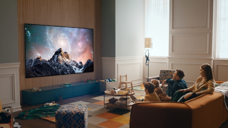 OLED телевизор компании LG Electronics. / Фото: LG Electronics