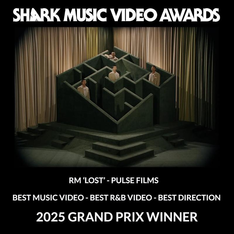 Церемония вручения премии Shark Music Video Awards состоялась 22 мая (по местному времени) в Лондоне в Великобритании. Клип на песню «LOST!» корейского певца RM победил в трех номинациях. / Фото: Instagram Shark Awards