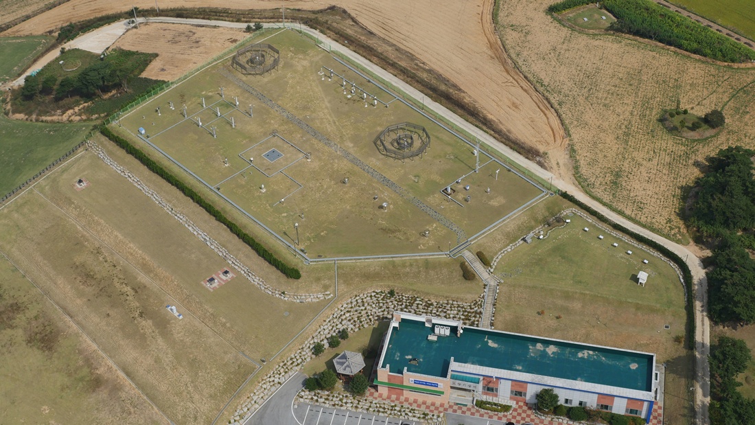 22 декабря Корейское метеорологическое управление РК сообщило, что обсерватория в Тэсан-мёне, уезд Кочхан-гун, провинция Чолла-Пукто, была выбрана для включения в Глобальную систему наблюдения за климатом (ГСНК). / Фото: Корейское метеорологическое управление РК 