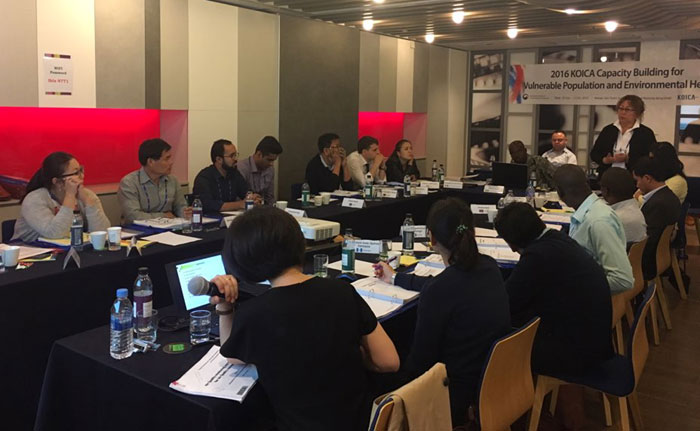 A total of 30 public officers from 15 countries are gathering in Korea to share their environmental health policies, knowledge and experiences, and measures on improvements.