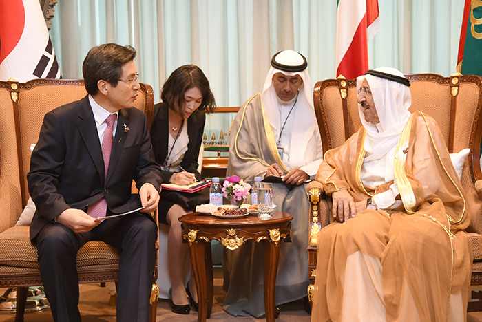 Hwang_PM_Kuwait_king_L.jpg