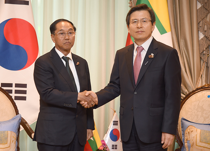 Hwang_PM_Myanmar_PM_L.jpg