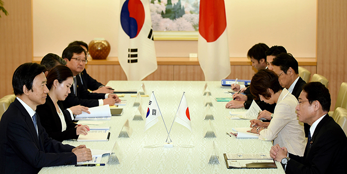 Korea_Japan_Bilatera_Talks_Tokyo_01.jpg