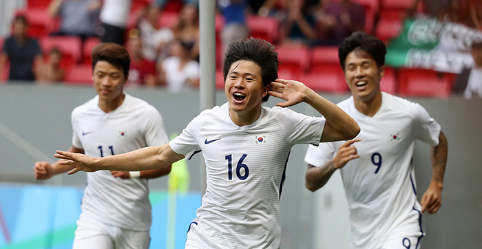 National_Football_Team_Rio_01.jpg