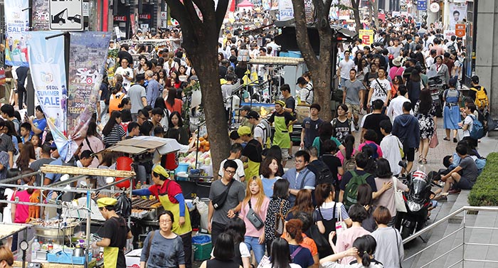Tourist_Record_High_Korea_01.jpg