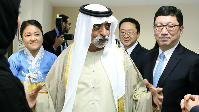 Representatives from the governments of Korea and the UAE look around the Korean Cultural Center in the UAE.