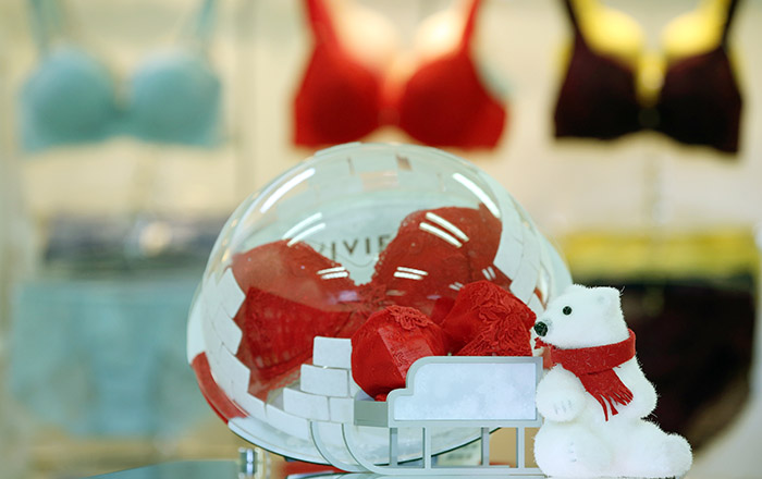 남영비비안의 속옷제품은 신체적 아름다움을 살리는 디자인과 체형 보정 기능을 갖췄다.