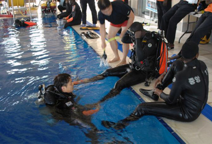 senegal_rescue_1_1L.jpg
