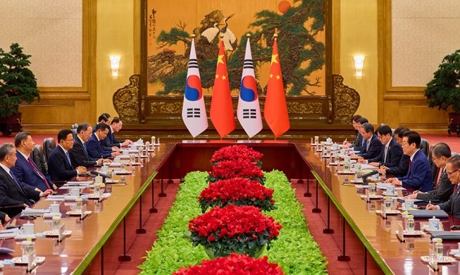 Ли Чжэ Мён провел встречи с высшим руководством КНР