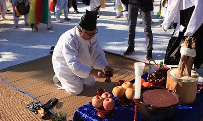 Корейцев ждёт зимнее солнцестояние Тончжи