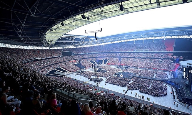 BTS успешно выступили на Wembley Stadium