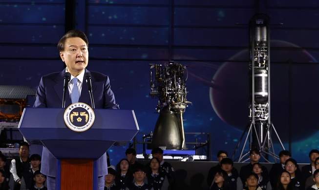Юн Сок Ёль: «Космическая отрасль должна способствовать росту и укреплению конкурентоспособности»