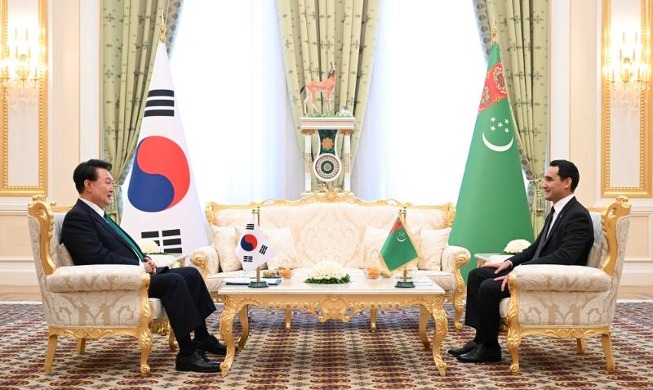 Главы Кореи и Туркменистана договорились укреплять экономическое сотрудничество