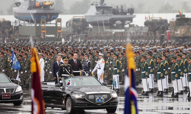 Юн Сок Ёль посетил церемонию празднования Дня Военных сил РК