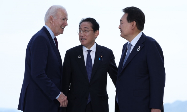 Президент РК Юн Сок Ёль посетит США для участия в саммите Корея-США-Япония