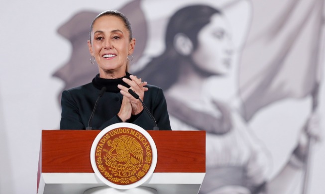 Президент Мексики попросила провести дополнительные концерты BTS