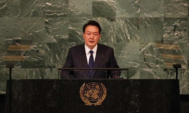 Юн Сок Ёль призвал страны объединиться для защиты свободы
