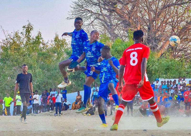 13 ноября «Chizumulu United» играет против «Mmberwa Warriors» на острове Чисумулу в Малави. / Фото: Facebook «Chizumulu United»  