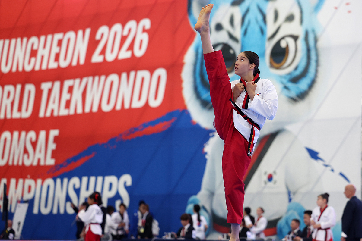 16 сентября спортсменка из Бельгии выступает на чемпионате мира по тхэквондо (пхумсе)  в спортивном комплексе &laquo;Songam Sports Town&raquo; в Чхунчхоне, провинция Канвондо.  