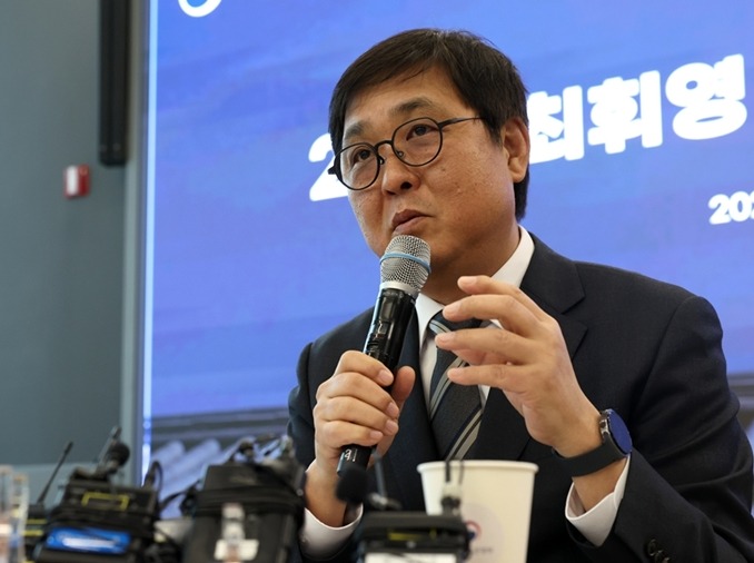 Министр культуры Кореи поблагодарил BTS за выбор Кванхвамуна для проведения концерта