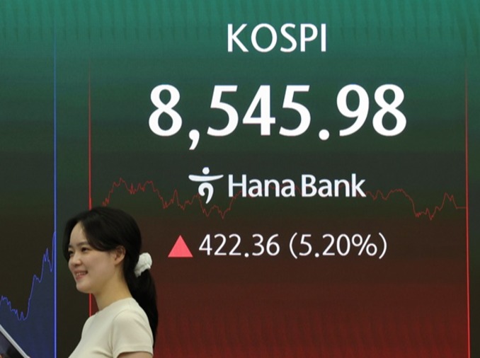 Индекс KOSPI восстановился до 8500 пунктов